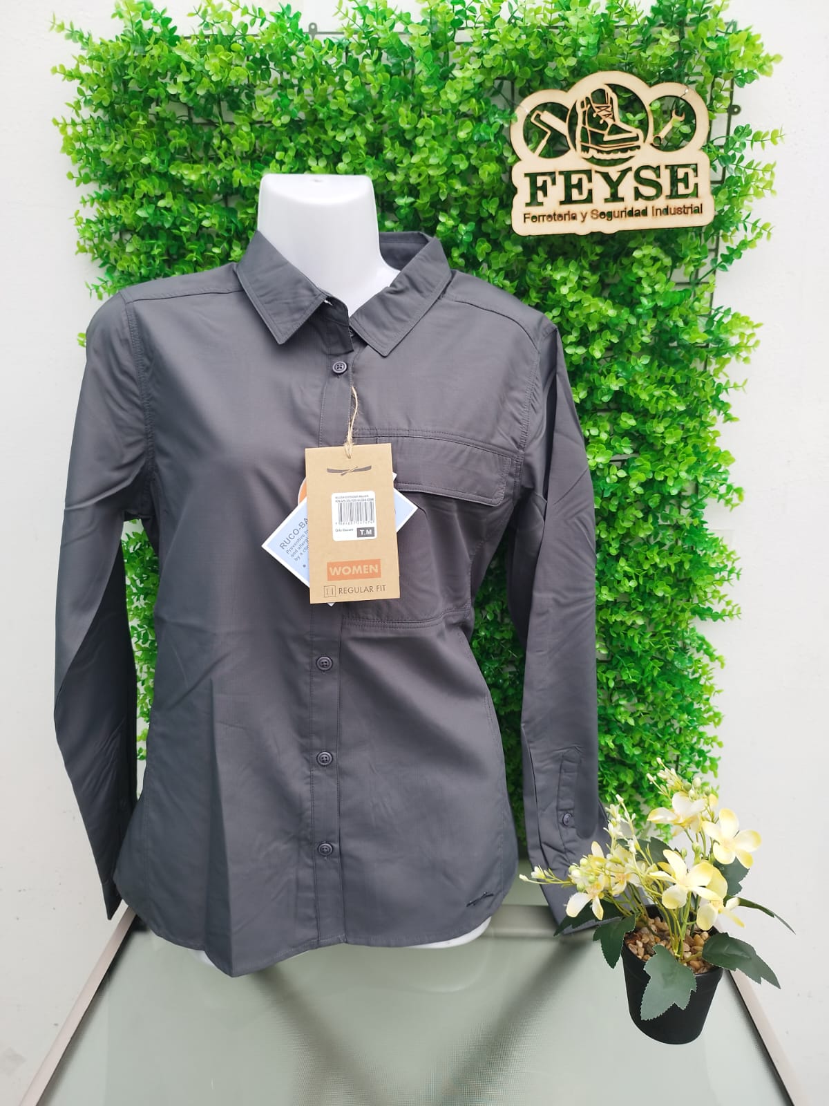 BLUSA OUTDOOR MUJER GRIS CLARO $25.990